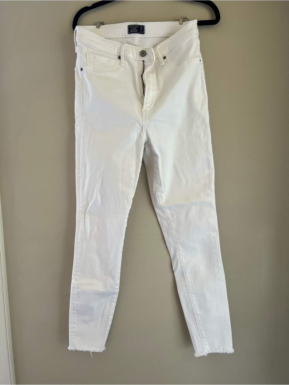 Abercrombie & Fitch White Skinny Jeans